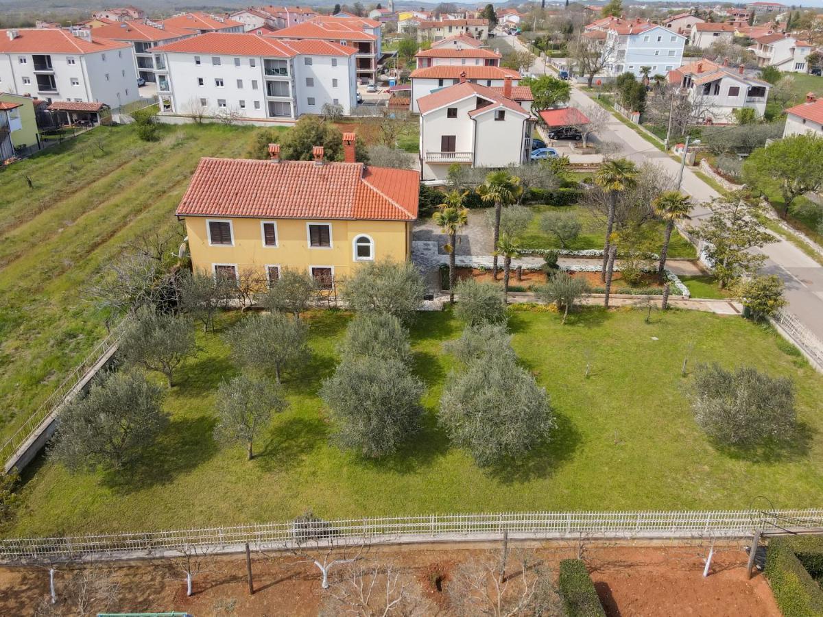 Apartment Villa Olga Porec Exterior photo